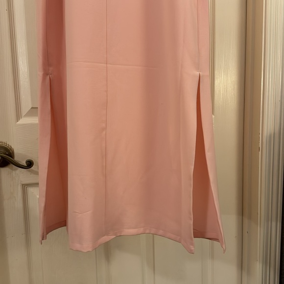 NWT Lululemon V-Neck Midi Dress | Pink Mist | Size 4 - Picture 10 of 11